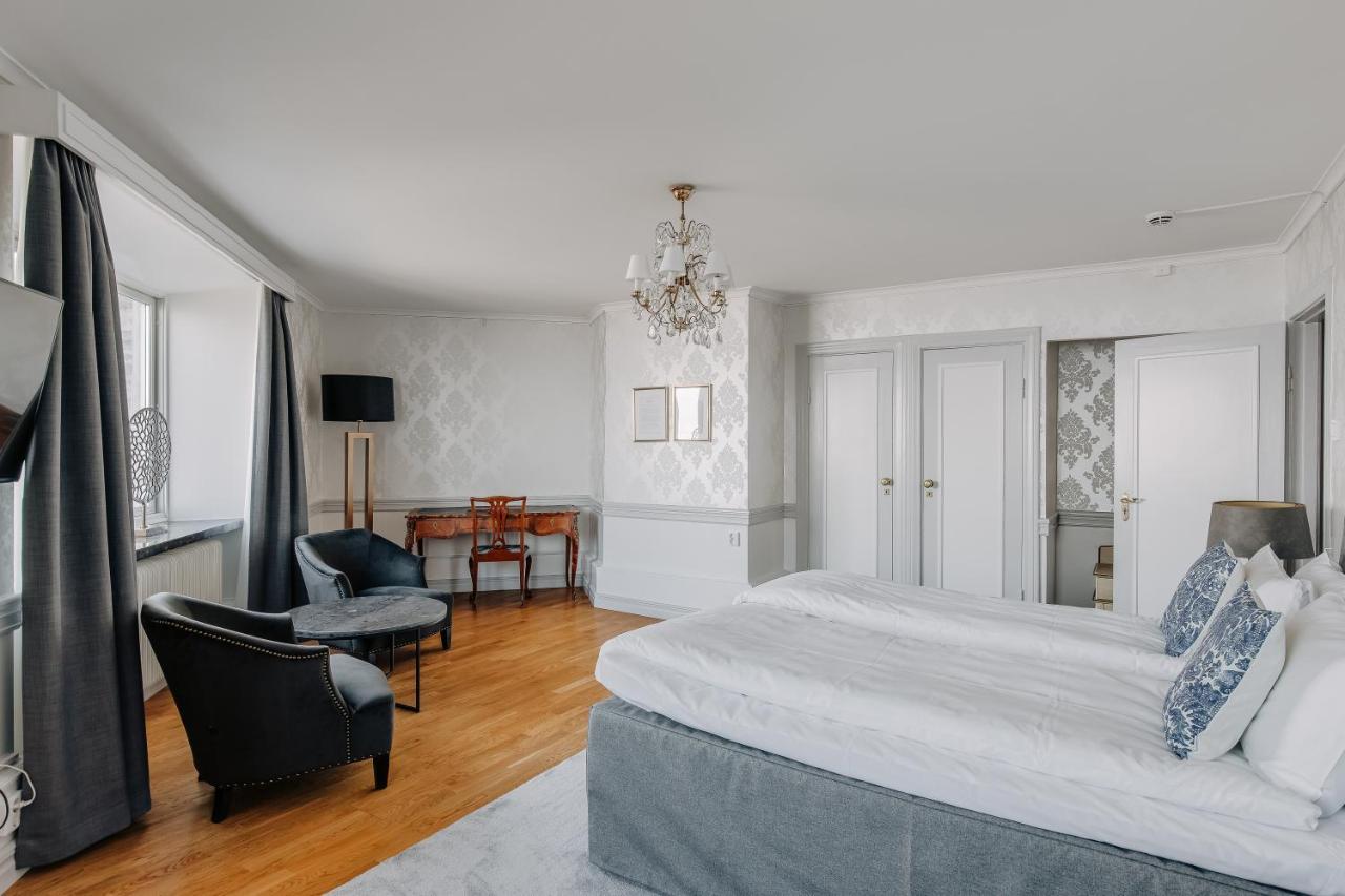 Hotel Gyllene Uttern Granna ภายนอก รูปภาพ