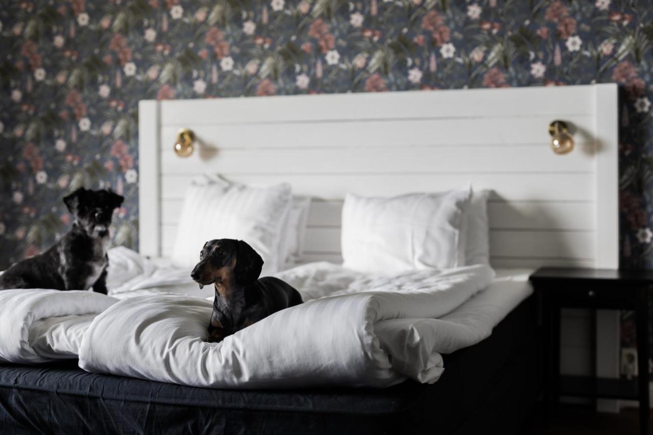 Hotel Gyllene Uttern Granna ภายนอก รูปภาพ