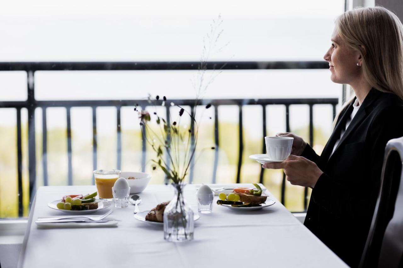 Hotel Gyllene Uttern Granna ภายนอก รูปภาพ