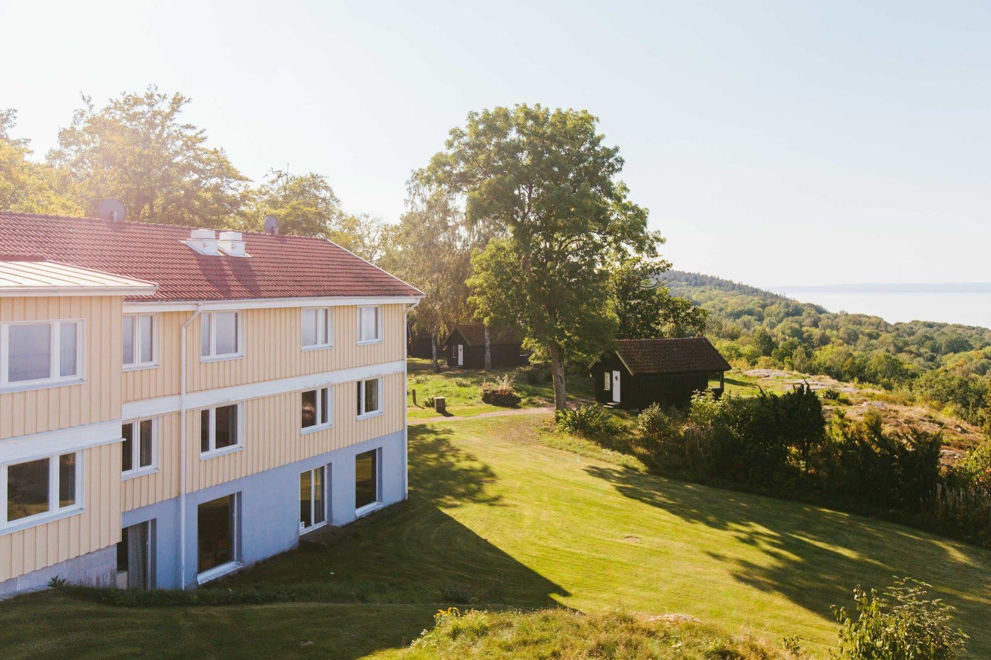 Hotel Gyllene Uttern Granna ภายนอก รูปภาพ