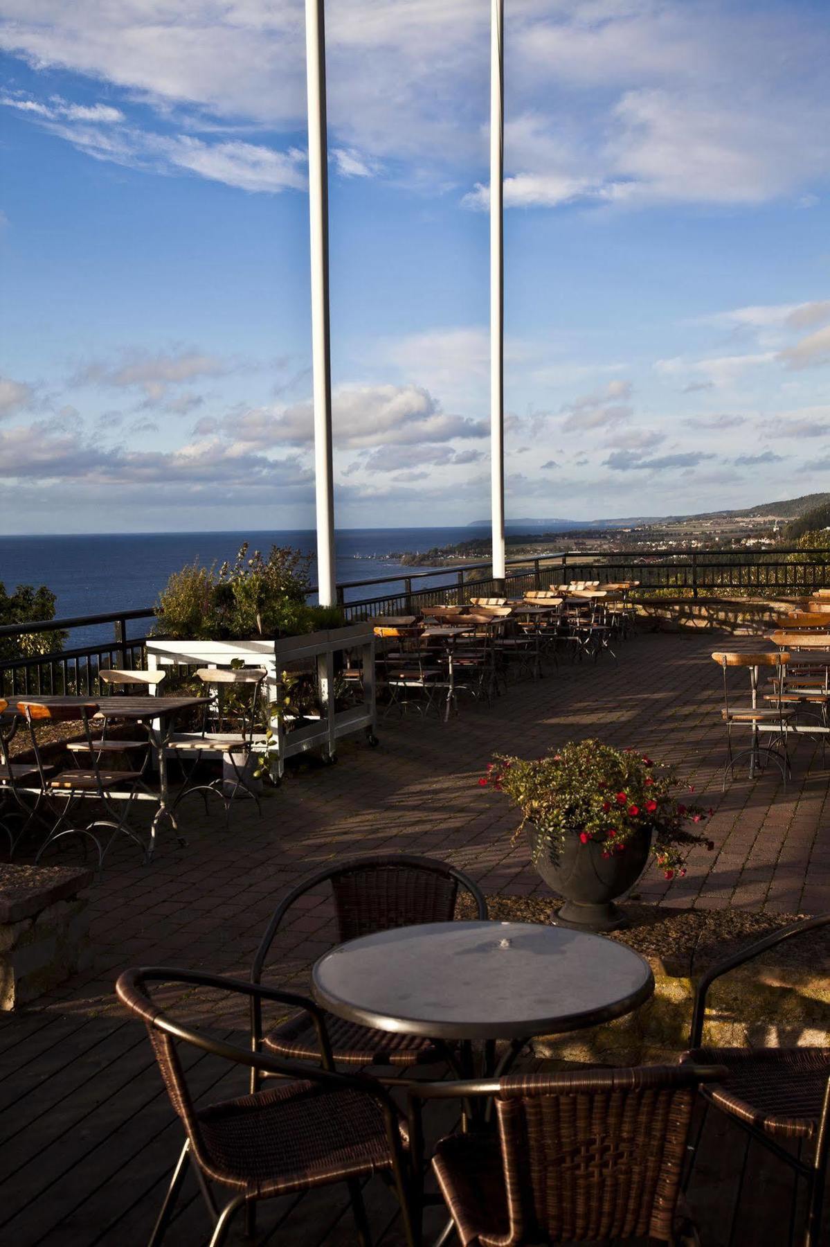 Hotel Gyllene Uttern Granna ภายนอก รูปภาพ
