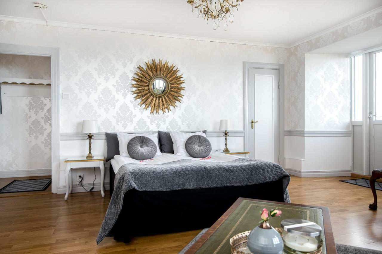 Hotel Gyllene Uttern Granna ภายนอก รูปภาพ